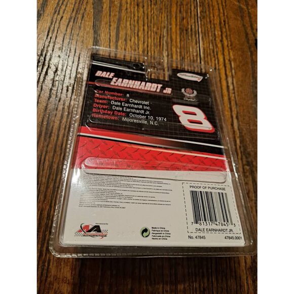 New Old Stock 2007 NASCAR Winner’s Circle Dale Earnhardt Jr. #8 Diecast Race Car - Picture 2 of 2